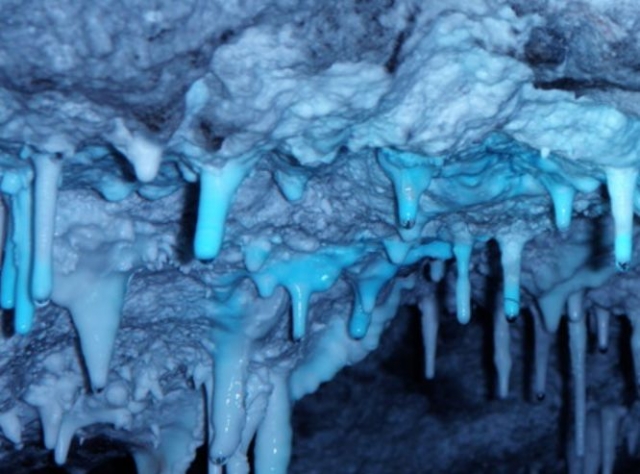  Glacial speleology in Rhone Alpes 